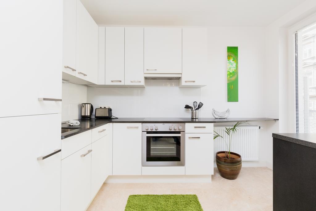 Rafael Kaiser - Paros Apartment - Contactless 24H Check-In Vienna Exterior photo
