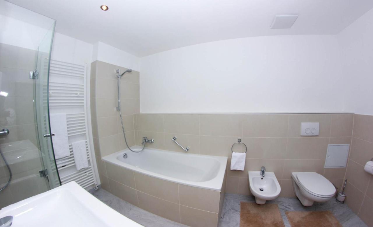 Rafael Kaiser - Paros Apartment - Contactless 24H Check-In Vienna Exterior photo